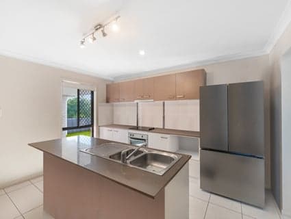 4 Robinson Place, New Auckland - Thumbnail 5
