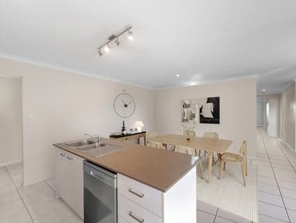 4 Robinson Place, New Auckland - Thumbnail 6
