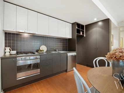 10/41-43 Spray Street, Elwood - Thumbnail 4