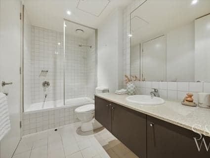 10/41-43 Spray Street, Elwood - Thumbnail 6