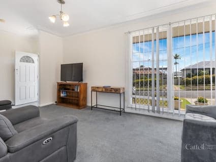 36 Third Avenue, Rutherford - Thumbnail 3