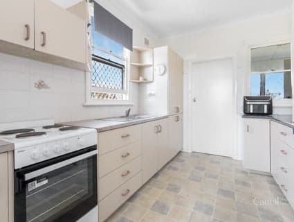 36 Third Avenue, Rutherford - Thumbnail 5