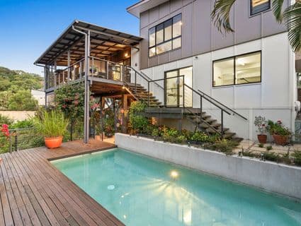 11 Diamond Close, Yaroomba - Image 1