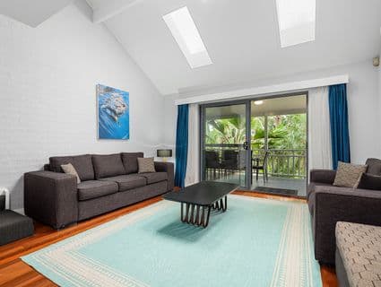 5 Wild Duck Drive, Cams Wharf - Thumbnail 2