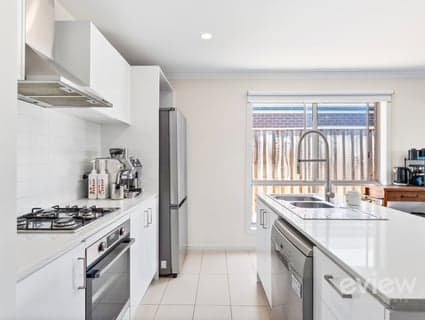 37 Bertie Street, Manor Lakes - Thumbnail 4
