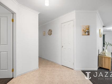 7 Fullard Close, Point Cook - Thumbnail 4