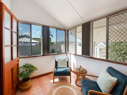 11 Carrington Street, West End - Thumbnail 4