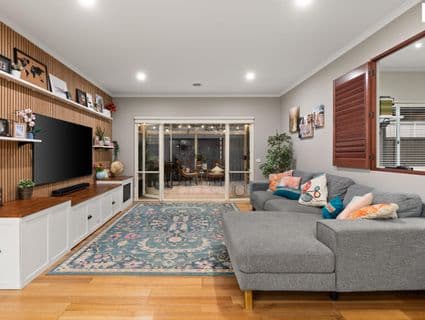 6 Michigan Grange, Pakenham - Thumbnail 3