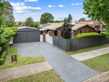 194 Ramsay Street, Centenary Heights - Image 1