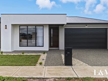 25 Lollipop Crescent, Sunbury - Image 1