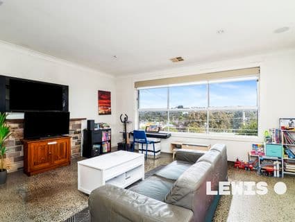 44 Vincent Street, Oak Park - Thumbnail 4