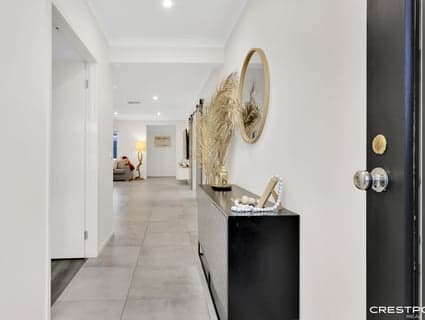 53 Falstone Circuit, Mickleham - Thumbnail 2