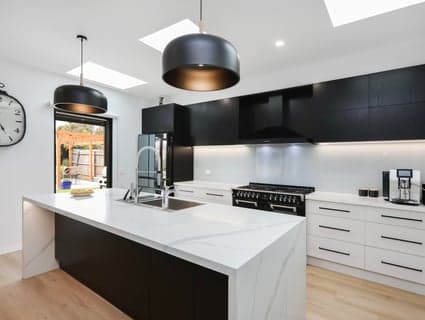 32 Creswell Avenue, Airport West - Thumbnail 2