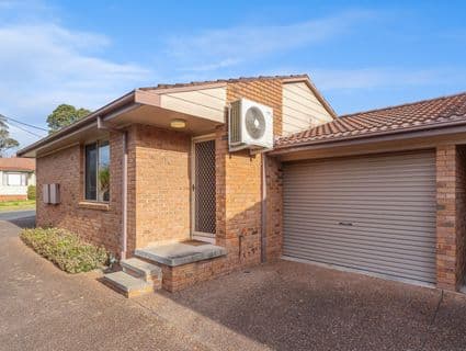 1/16 Acacia Avenue, Waratah West - Image 1