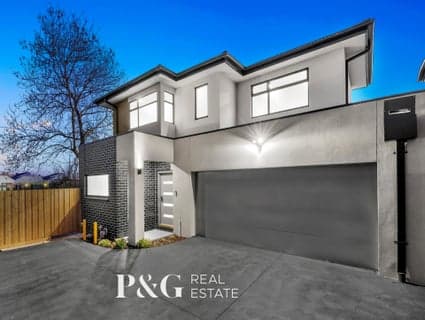 3/11 Ambleside Crescent, Berwick - Image 1