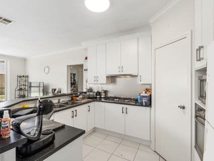 13 Kaurna Avenue, Aldinga Beach - Thumbnail 5