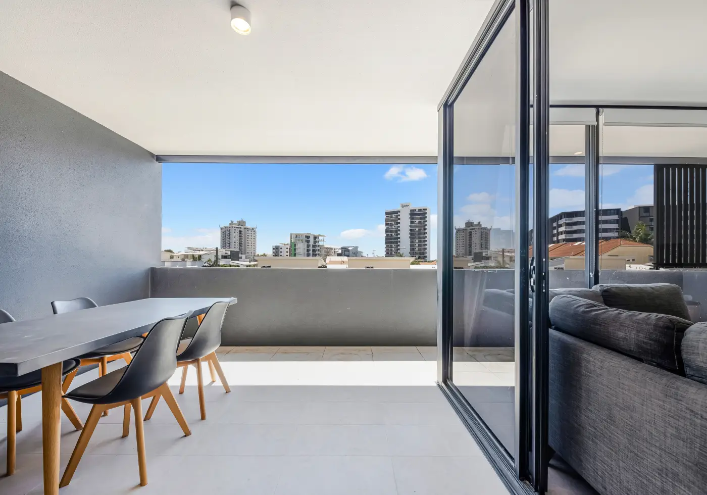 Unit 201, 25 Baden Powell Street - Thumbnail 2