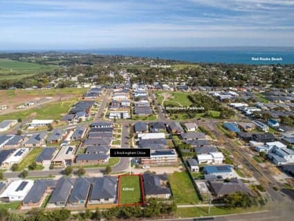 2 Rockingham Close, Cowes, VIC, 3922, Cowes - Thumbnail 4