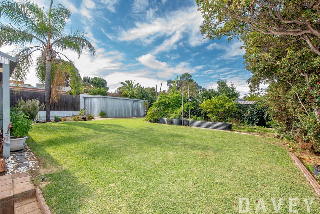 12 Gregory Avenue, Padbury - Thumbnail 6