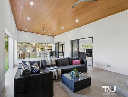 50 Corella Street, Stirling - Image 1