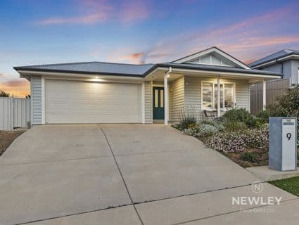 9 Bennelong Crescent, Lloyd - Thumbnail 2