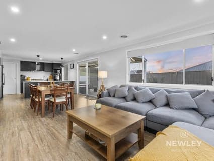 9 Bennelong Crescent, Lloyd - Thumbnail 7