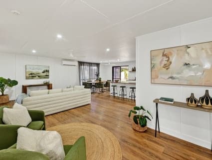 6 Minsky Court, Mount Low - Thumbnail 2