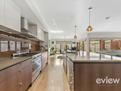 32 Holyoake Parade, Manor Lakes - Thumbnail 8