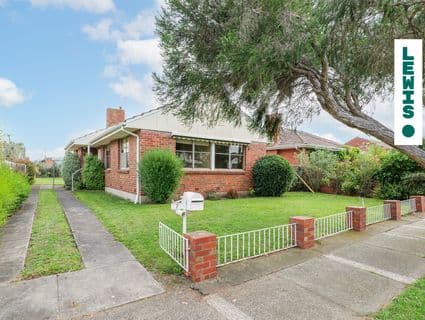 404, Fawkner - Image 1