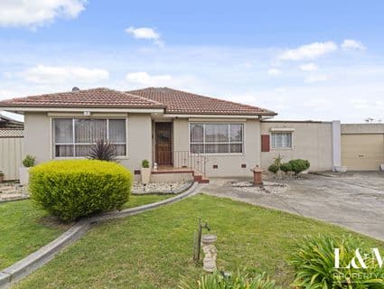 9 Eve Court, Craigieburn - Image 1
