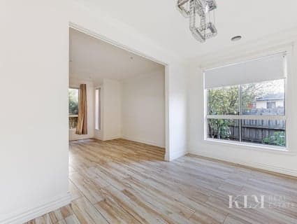 6 Overbank Street, Roxburgh Park - Thumbnail 3