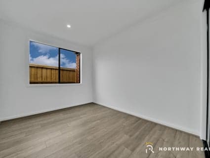 28 Paganica street, Beveridge - Thumbnail 8