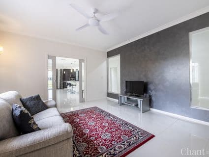 10 Southlakes Parade, Dubbo - Thumbnail 3