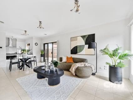 1A Eileen Street, Hadfield - Thumbnail 6