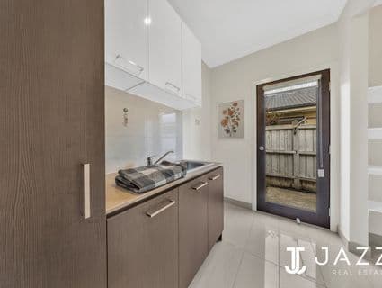 43 Spencer Street, Point Cook - Thumbnail 3