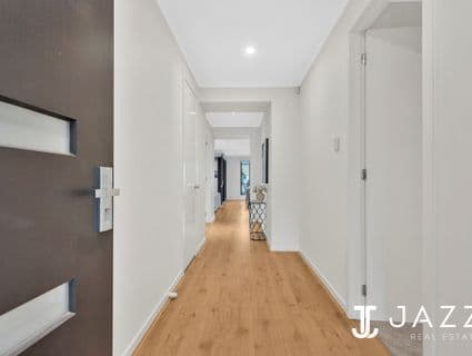 43 Spencer Street, Point Cook - Thumbnail 4