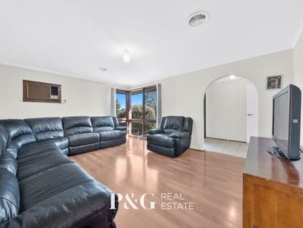 62 Gleneagles Drive, Endeavour Hills - Thumbnail 3