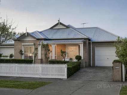 3 Floreat Grove, Craigieburn - Image 1
