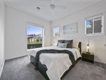 3 Floreat Grove, Craigieburn - Thumbnail 2