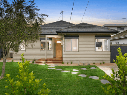 8 Kells Avenue, HERNE HILL, Herne Hill - Image 1