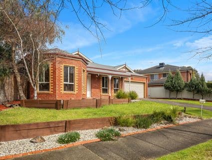 15 Creekwood Drive, Craigieburn - Image 1