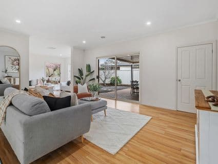 15 Creekwood Drive, Craigieburn - Thumbnail 7