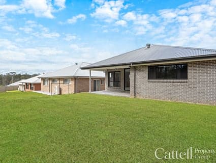 13 Kelso Street, North Rothbury - Thumbnail 7