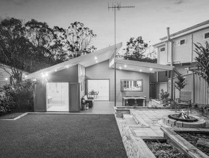9 Riverview Road, Oyster Bay - Image 1