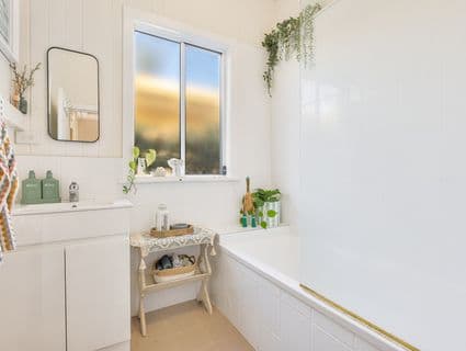 34 Bolton Street, Coolangatta - Thumbnail 6
