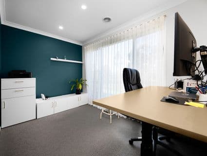 3 Lysterfield Walk, Manor Lakes - Thumbnail 4