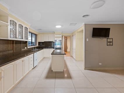 51 Victoria Road, Sydenham - Thumbnail 4