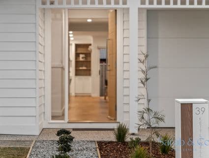39 Kettlewell Drive, Lara - Thumbnail 2