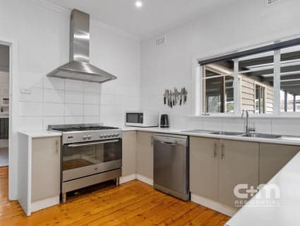 51 Tassell Street, Hadfield - Thumbnail 5