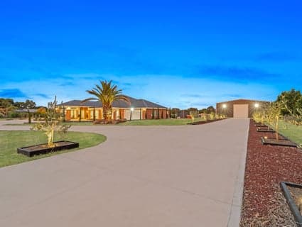 11 Rangeview Close, Mickleham - Thumbnail 5